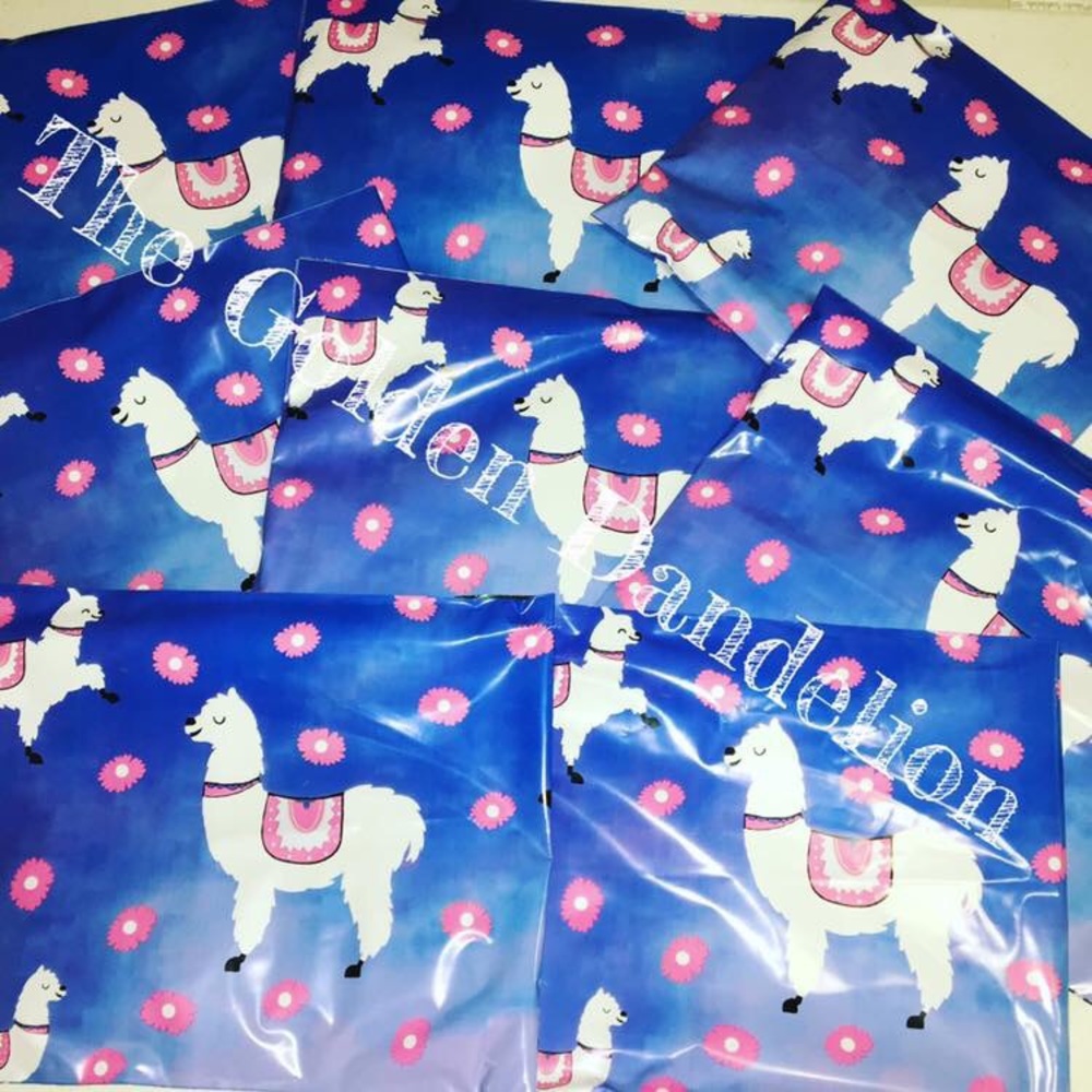 10x13 Llama Poly Mailers, 50 per pack